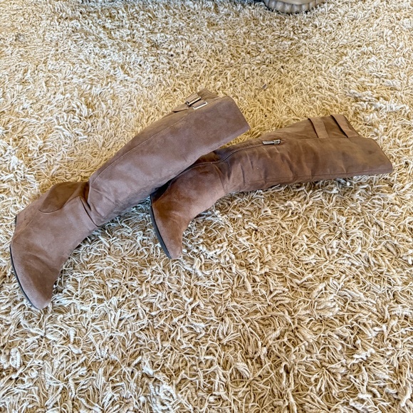 Jessica Simpson Wedge Heel Boots Tan Faux Suede Zipper and Strap Detail 8 M - Picture 7 of 8